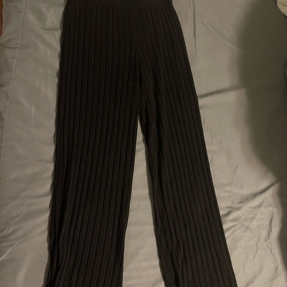 Black Ribbed Wide-Leg Pants